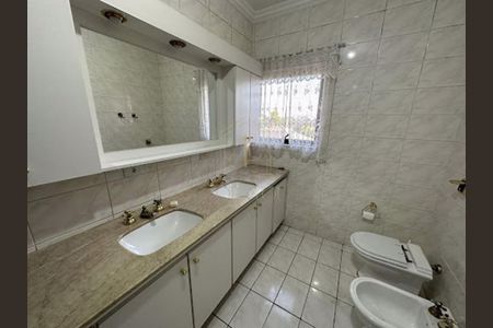 Casa à venda com 520m², 4 quartos e 2 vagas