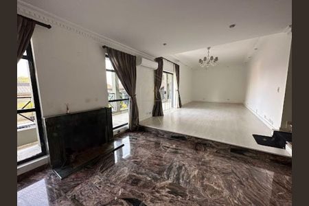 Casa à venda com 520m², 4 quartos e 2 vagas