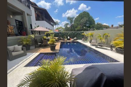 Casa à venda com 520m², 4 quartos e 2 vagas