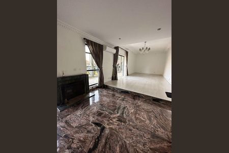 Casa à venda com 520m², 4 quartos e 2 vagas