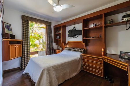 Casa à venda com 550m², 4 quartos e 3 vagasSuíte 2