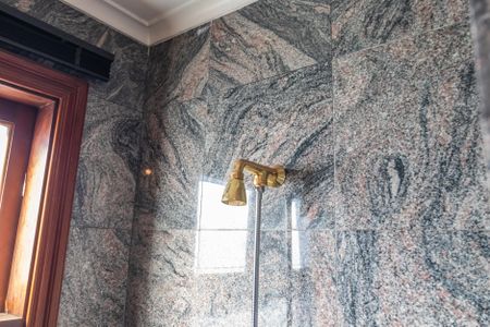 Casa à venda com 550m², 4 quartos e 3 vagasBanheiro da Suíte 3