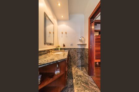 Casa à venda com 550m², 4 quartos e 3 vagasBanheiro da Suíte 3