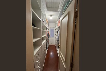 Casa à venda com 3 quartos, 229m² em Alphaville, Santana de Parnaíba