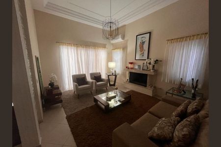 Casa à venda com 3 quartos, 229m² em Alphaville, Santana de Parnaíba