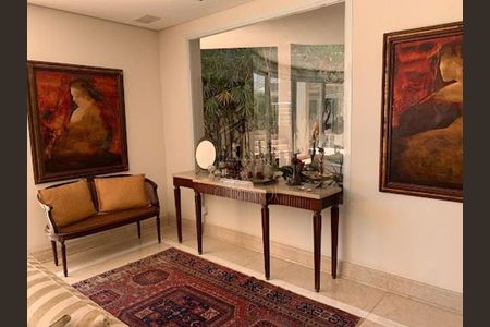 Casa à venda com 4 quartos, 950m² em Alphaville Residencial Um, Barueri