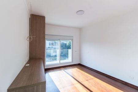 Casa à venda com 351m², 3 quartos e 2 vagasSuíte 2