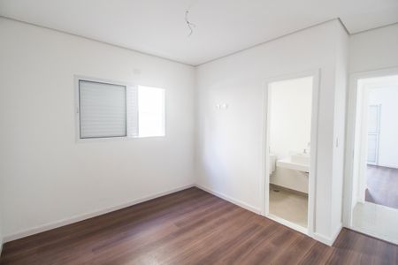 Casa à venda com 220m², 3 quartos e 4 vagas Casa à venda com 220m², 3 quartos e 4 vagasSuíte 2