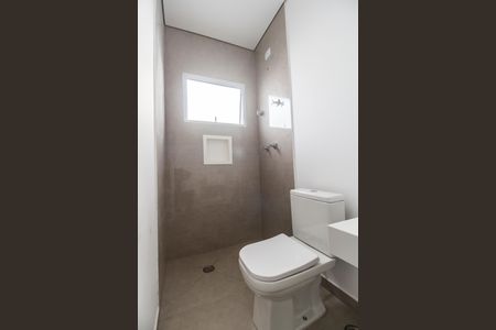 Casa à venda com 220m², 3 quartos e 4 vagas Casa à venda com 220m², 3 quartos e 4 vagasBanheiro da Suíte 2