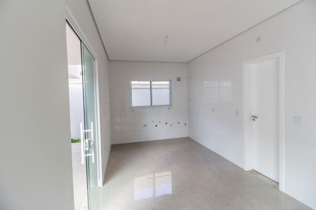 Casa à venda com 220m², 3 quartos e 4 vagas Casa à venda com 220m², 3 quartos e 4 vagasCozinha