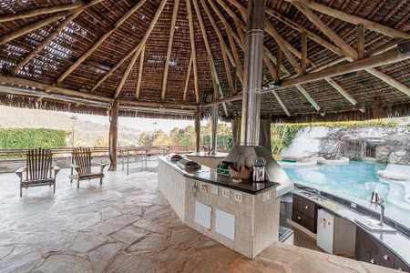 Casa à venda com 1600m², 7 quartos e 3 vagasÁrea gourmet