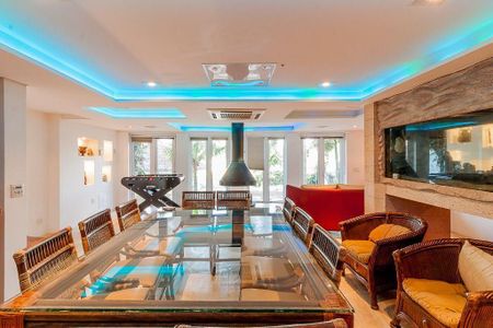 Casa à venda com 1600m², 7 quartos e 3 vagasSala