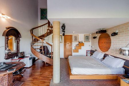 Casa à venda com 1600m², 7 quartos e 3 vagasSuíte