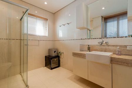 Casa à venda com 1600m², 7 quartos e 3 vagasBanheiro