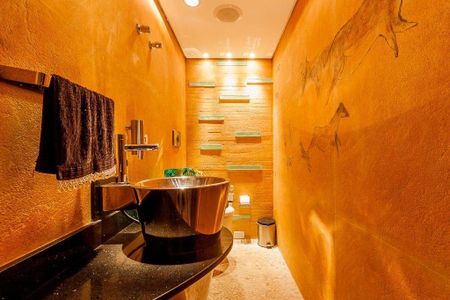 Casa à venda com 1600m², 7 quartos e 3 vagasBanheiro