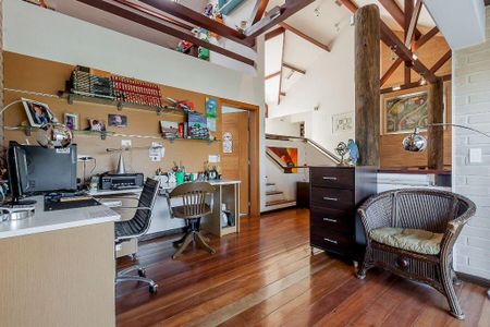 Casa à venda com 1600m², 7 quartos e 3 vagasSuíte