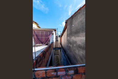 Casa à venda com 200m², 3 quartos e 2 vagas Casa à venda com 200m², 3 quartos e 2 vagasÁrea de Serviço