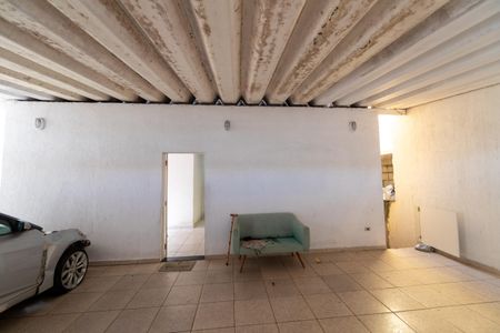 Casa à venda com 200m², 3 quartos e 2 vagas Casa à venda com 200m², 3 quartos e 2 vagasÁrea comum