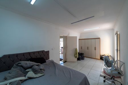 Casa à venda com 200m², 3 quartos e 2 vagas Casa à venda com 200m², 3 quartos e 2 vagasQuarto 2