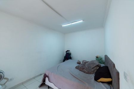 Casa à venda com 200m², 3 quartos e 2 vagas Casa à venda com 200m², 3 quartos e 2 vagasQuarto 2