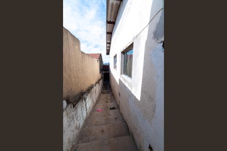 Casa à venda com 200m², 3 quartos e 2 vagas Casa à venda com 200m², 3 quartos e 2 vagasÁrea comum