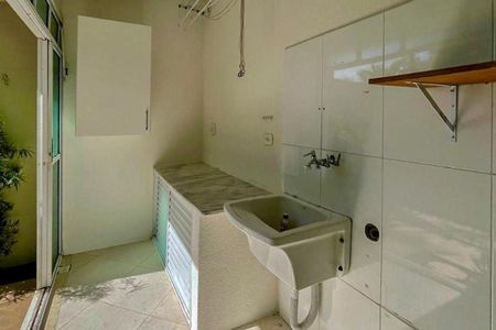 Casa à venda com 96m², 3 quartos e 2 vagas