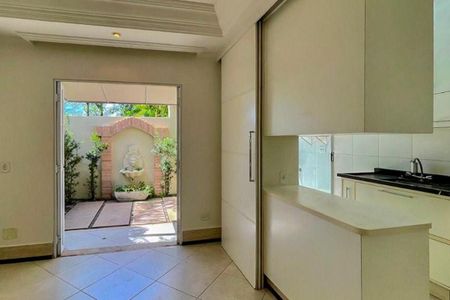 Casa à venda com 96m², 3 quartos e 2 vagas