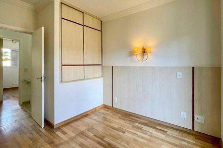 Casa à venda com 96m², 3 quartos e 2 vagas