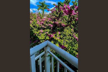 Casa à venda com 96m², 3 quartos e 2 vagas