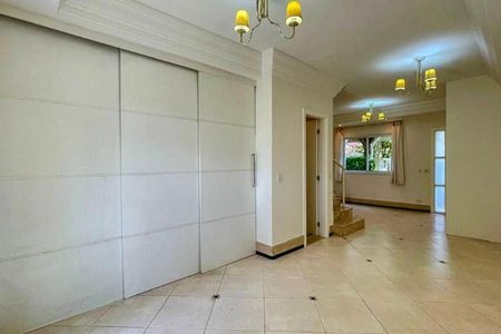 Casa à venda com 96m², 3 quartos e 2 vagas