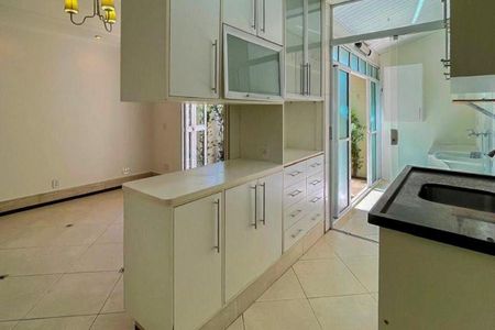 Casa à venda com 96m², 3 quartos e 2 vagas