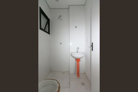 Apartamento à venda com 34m², 2 quartos e sem vaga Apartamento à venda com 34m², 2 quartos e sem vagaBanheiro