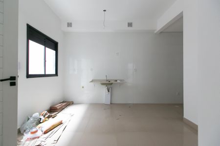 Apartamento à venda com 34m², 2 quartos e sem vaga Apartamento à venda com 34m², 2 quartos e sem vagaSala / Cozinha