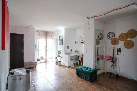 Apartamento para alugar com 70m², 2 quartos e 1 vagaSala
