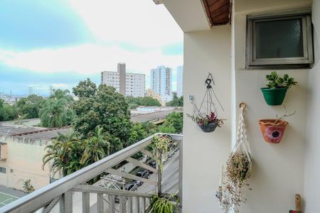 Apartamento para alugar com 70m², 2 quartos e 1 vagaVaranda