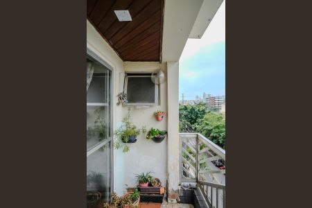 Apartamento para alugar com 70m², 2 quartos e 1 vagaVaranda