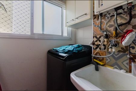 Apartamento à venda com 68m², 3 quartos e 1 vagaÁrea de Serviço