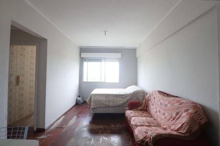 Apartamento à venda com 35m², 1 quarto e sem vagaSala/Quarto