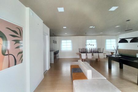 Apartamento à venda com 42m², 2 quartos e 1 vaga Apartamento à venda com 42m², 2 quartos e 1 vagaÁrea comum - Salão de festas