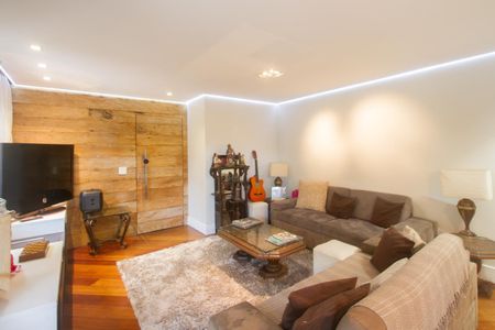 Apartamento à venda com 118m², 3 quartos e 2 vagasSala