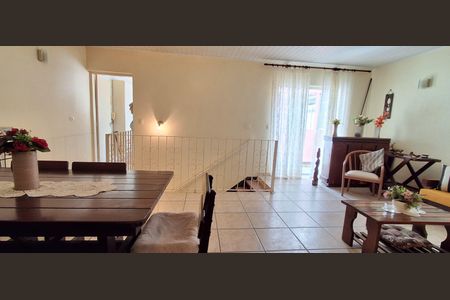 Casa à venda com 170m², 3 quartos e 1 vagaSala