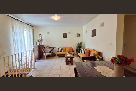 Casa à venda com 170m², 3 quartos e 1 vagaSala