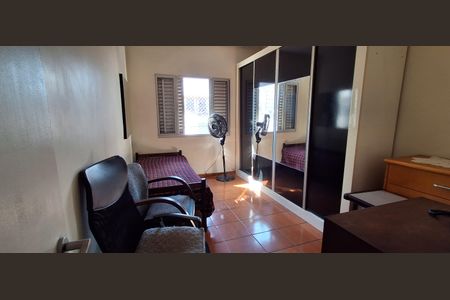 Casa à venda com 170m², 3 quartos e 1 vagaQuarto 1