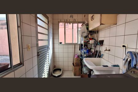 Casa à venda com 170m², 3 quartos e 1 vagaÁrea de Serviço