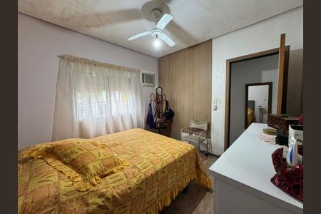 Casa à venda com 120m², 3 quartos e 2 vagas Casa à venda com 120m², 3 quartos e 2 vagas Suíte