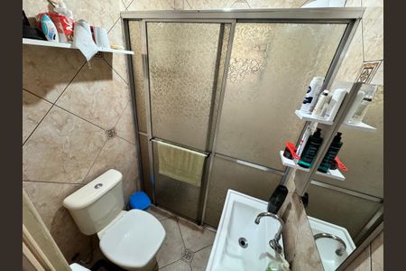 Casa à venda com 120m², 3 quartos e 2 vagas Casa à venda com 120m², 3 quartos e 2 vagasBanheiro da Suíte