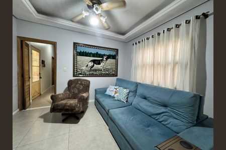 Casa à venda com 120m², 3 quartos e 2 vagas Casa à venda com 120m², 3 quartos e 2 vagasSala