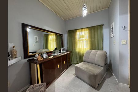 Casa à venda com 120m², 3 quartos e 2 vagas Casa à venda com 120m², 3 quartos e 2 vagasSala