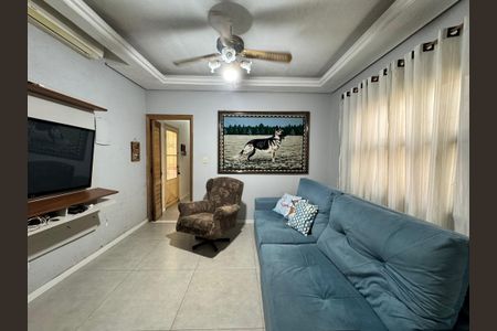 Casa à venda com 120m², 3 quartos e 2 vagas Casa à venda com 120m², 3 quartos e 2 vagasSala