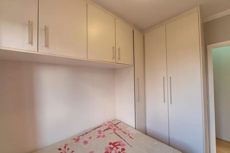 Apartamento à venda com 68m², 3 quartos e 1 vagaQuarto 2